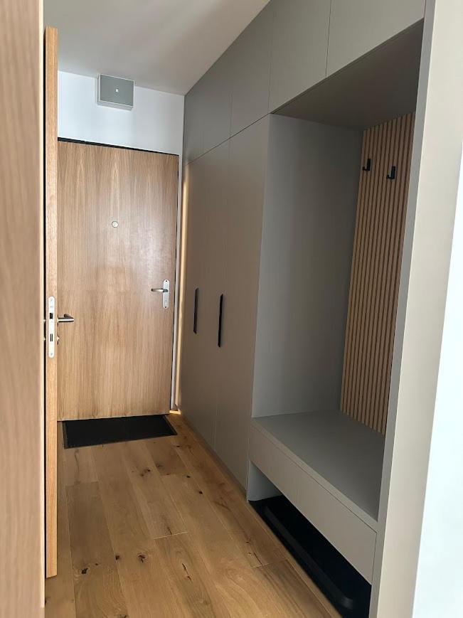 Apartman ยันสแก ลาสเนีย ภายนอก รูปภาพ